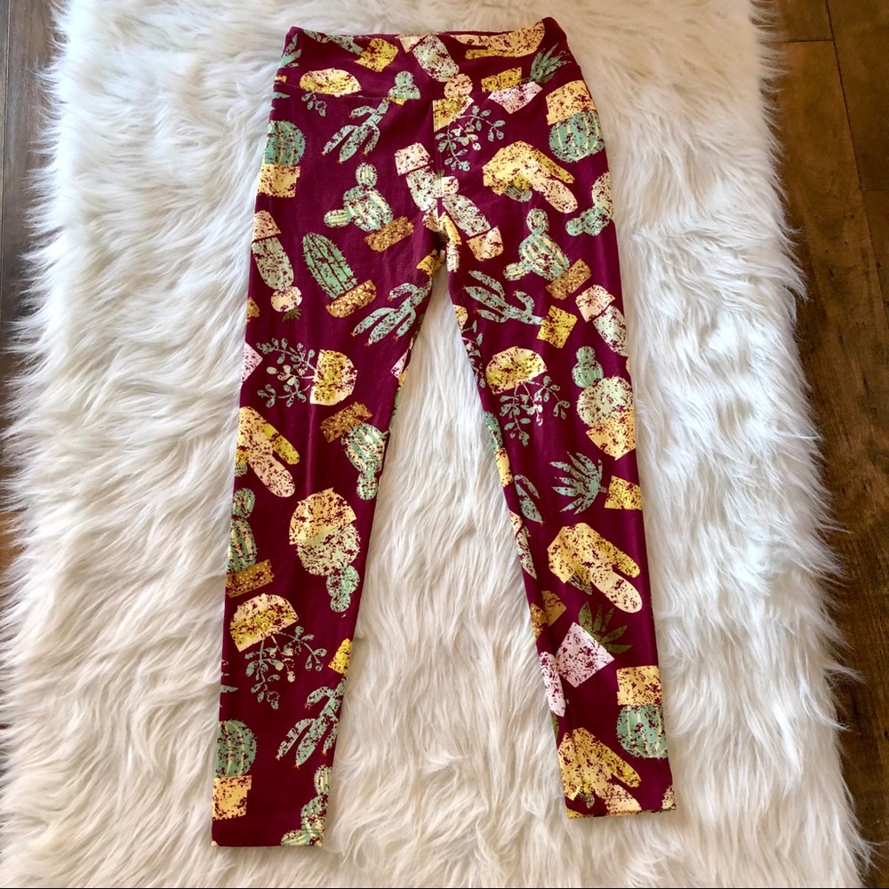 LuLaRoe Cactus and Succulent Leggings. OS